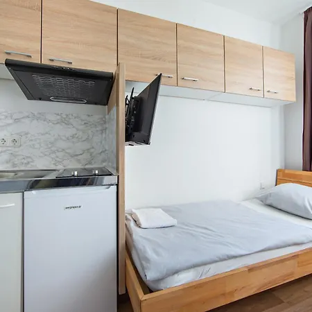 Schwanthaler Hof Otel Münih